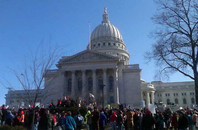 Workers, students protest at Wisconsin State Capitol, 02-19-11